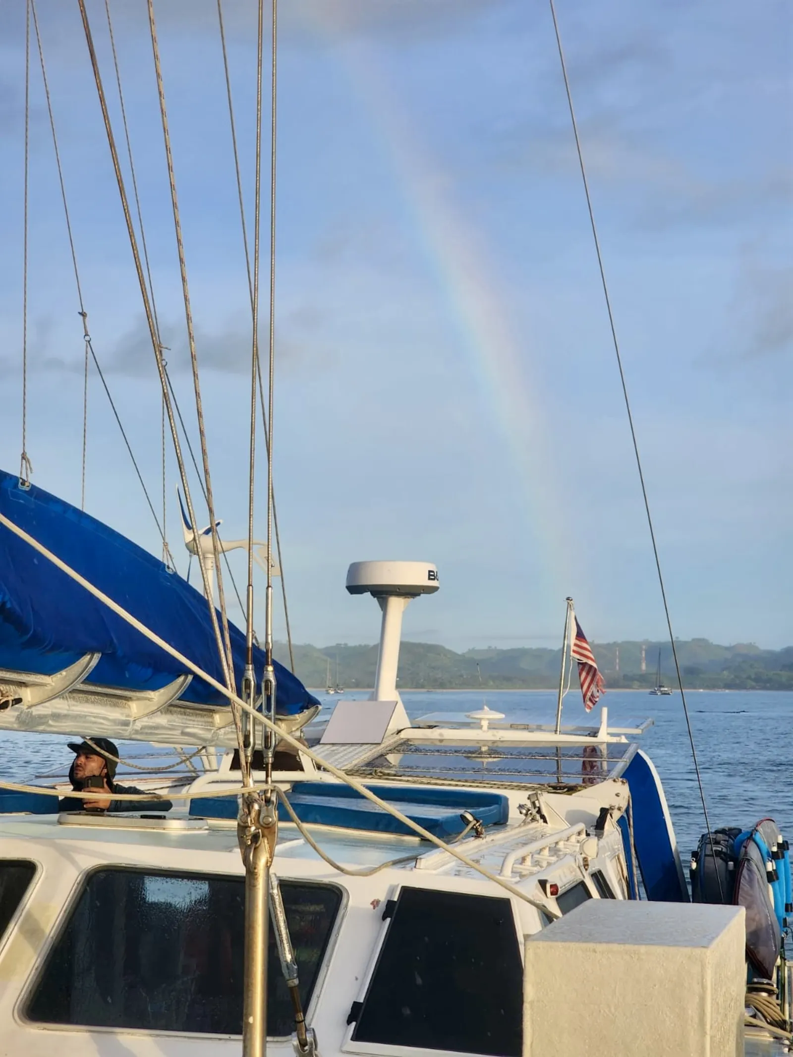 The sailboat with a rainbow